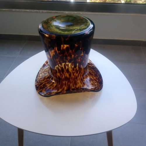 Tartaruga vase new, hat-shaped glass from Italian factory