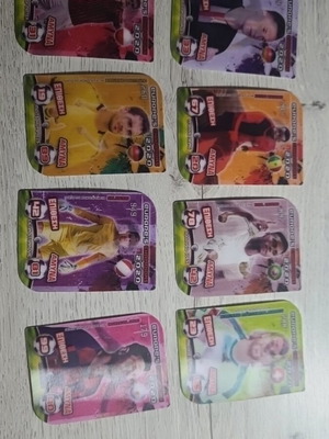 Transforming football cards, set