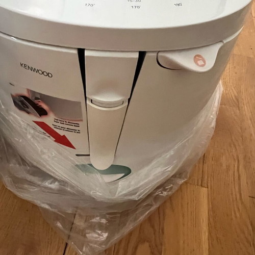 Deep fryer new unused