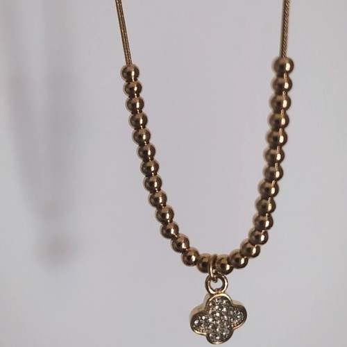 Stainless steel necklace gold color, like new