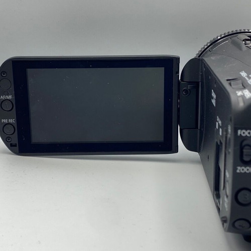 Canon Legria HF30 video camera like new