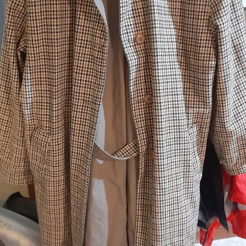 Reversible trench coat with wool lining like new, size XL