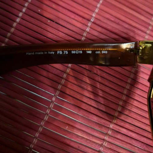 Fendi Fs75 sunglasses like new, vintage gold and leopard design