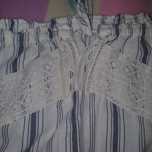 Off-shoulder blouses set of 2, like new, size L