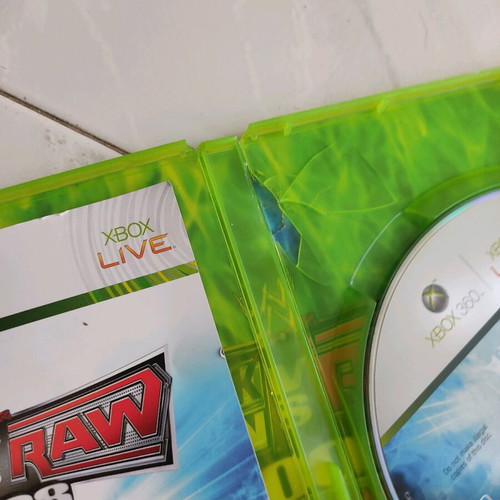 Xbox 360 games used, 3 pieces with cases and CD