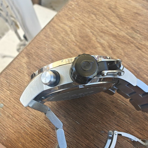 Breeze wristwatch