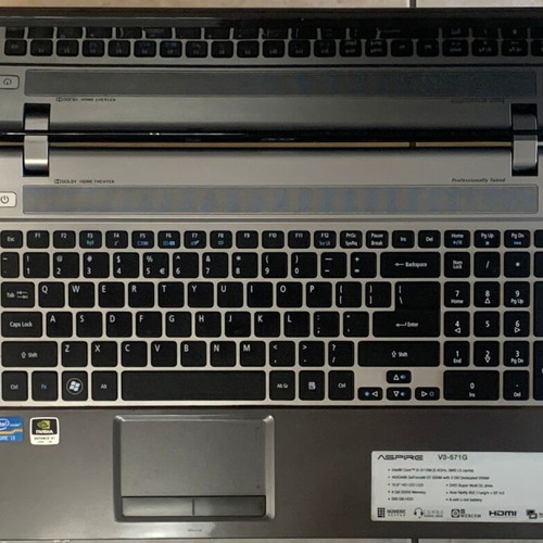 Acer Aspire V3-571G 15.6" Laptop for Parts, Used