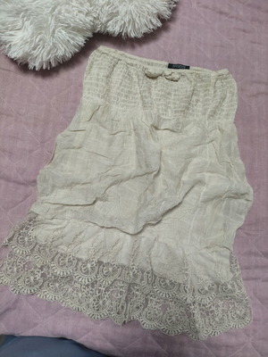 Strapless lace blouse beige, like new, size M