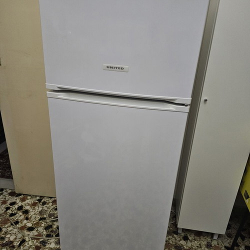 United two-door refrigerator 212lt used, white