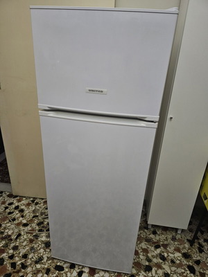 United two-door refrigerator 212lt used, white