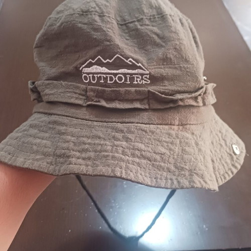 Outdoirs Bucket Hat like new, green, one size