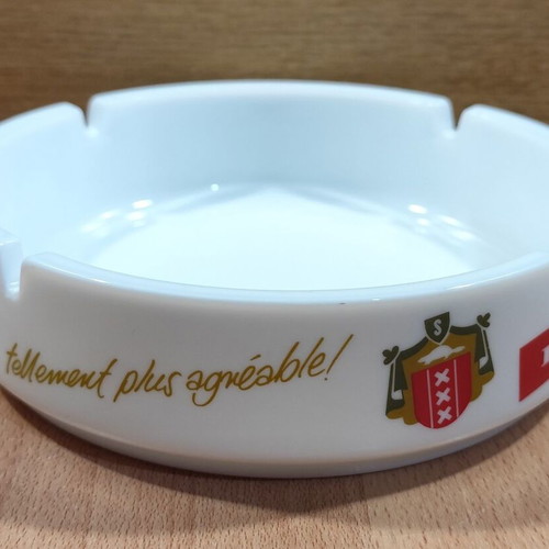 Stuyvesant Cigarettes Vintage Advertising Ashtray like new