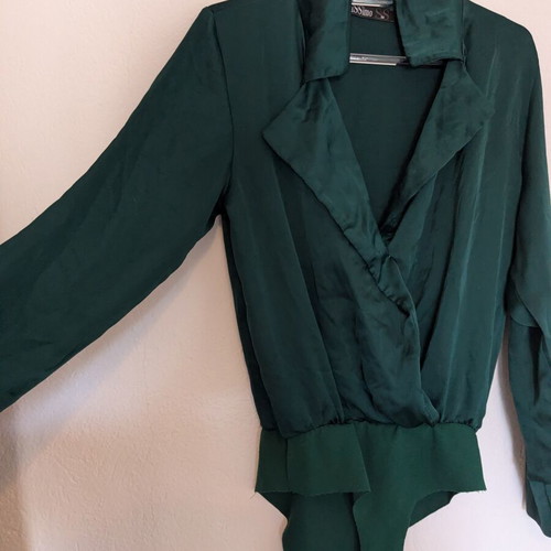 Dark green blouse like new, size M