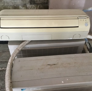 Δύο Air Condition Daikin Inverter 9000 BTU – Ψύξη & Θέρμανση