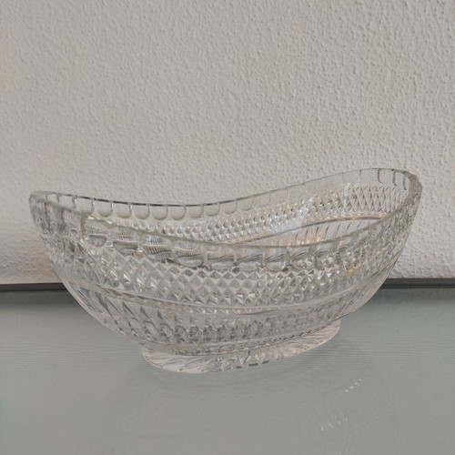 Transparent crystal bowl new, deep, 28x15.5x12 cm