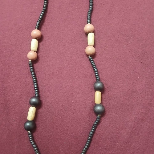 Long necklace 100 cm new, black and beige
