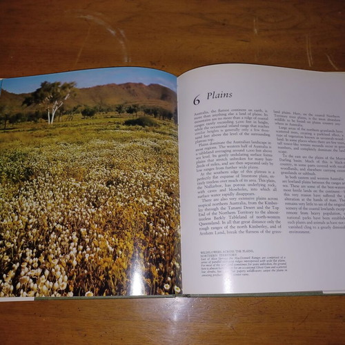 Photographic book Australia Colourful Continent used, Australian landscapes