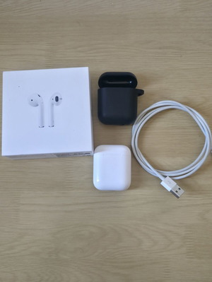 Apple AirPods Gen 1 with box, charging cable and case