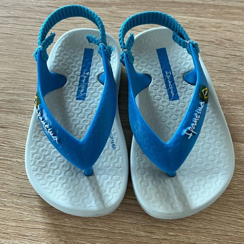 Ipanema baby sandals like new, size 19/20, blue