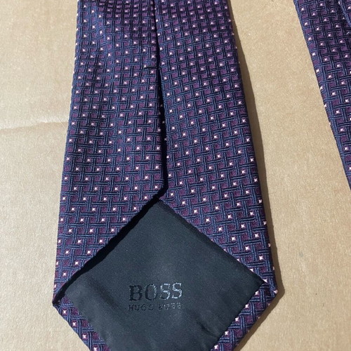 Hugo Boss tie made in Italy like new