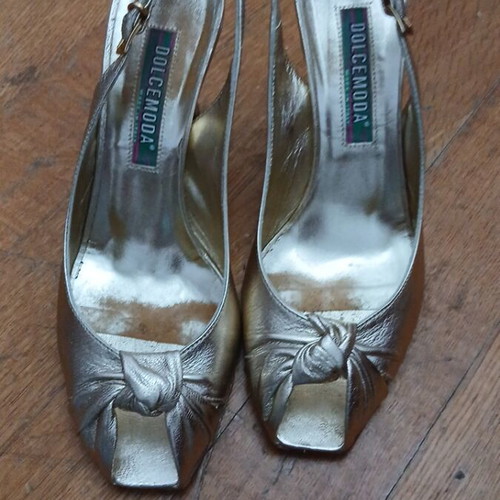 Women's gold sandals like new, size 38, platform style