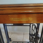Pedal sewing machine like new, barely used, excellent condition