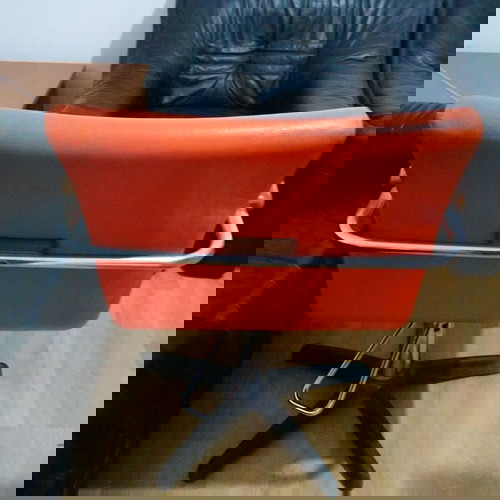 Καρέκλες κομμωτηρίου μεταχειρισμένες, σετ 2 τεμαχίων με δερματίνη