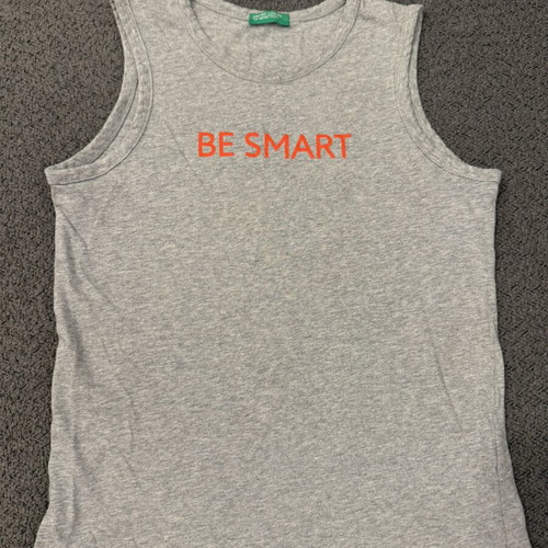Benetton boys' sleeveless shirt size 140cm like new, grey