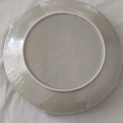 IKEA dinner plates set of 6 new, 27cm, pastel green stoneware