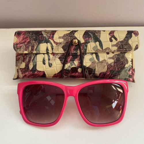 Lussile sunglasses with fuchsia acetate frame like new