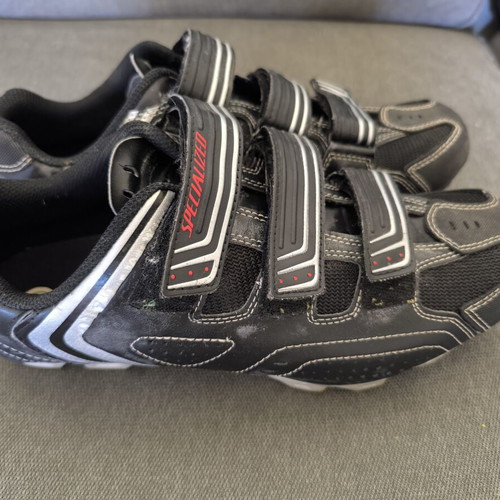 Specialized SPD cycling shoes size 44 used, leather