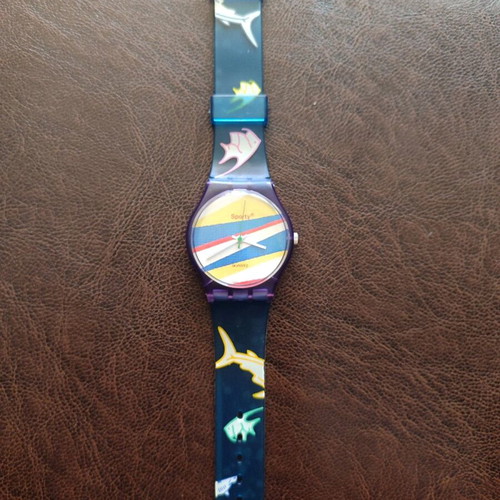 Vintage children's watch new with case from the 1980s