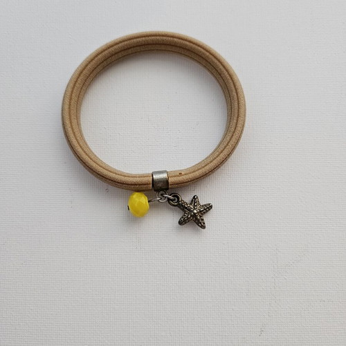 Velvet bracelet with starfish and yellow bead used, beige