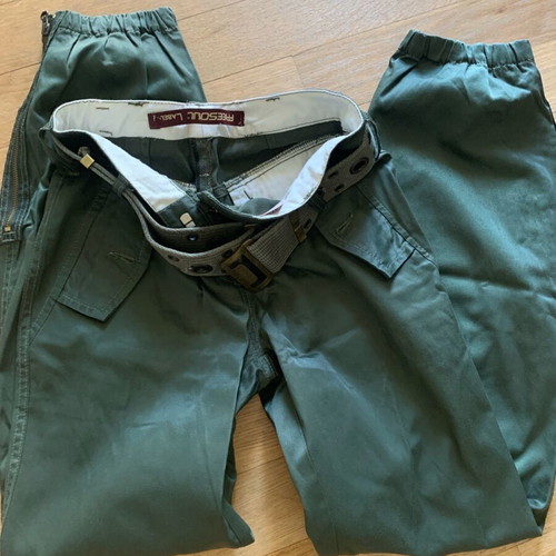 Khaki pants with belt Freesoul like new, green