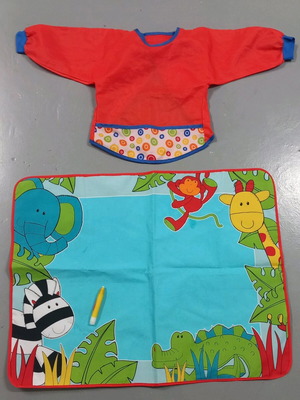 Painting mat with water and apron used