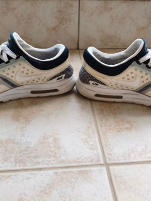 Nike Air Max used black and white sneakers size 46