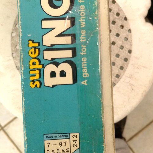 Super Bingo board game like new, classic for ages 7 to 97