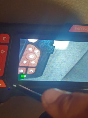 Endoscope camera for hard-to-see spots