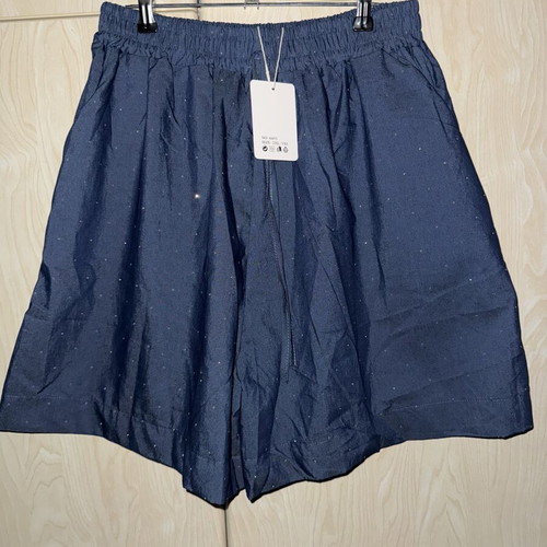 Blue bermuda shorts with strass, elastic waist, size XXL-XXXL