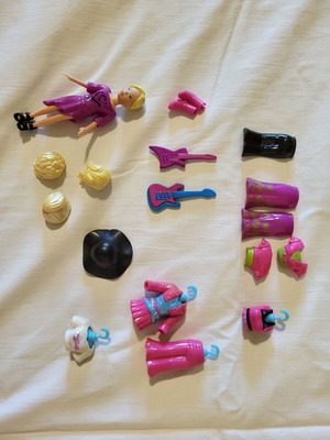 Vintage μουσική κούκλα Polly Pocket Quick Click Rock n Roll με μαγνητικά ρούχα
