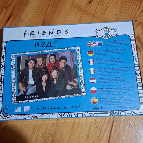 Friends puzzle new, collectible, 1000 pieces, vintage design