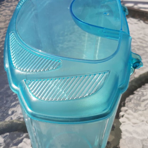 Fish bowl like new, plastic 4 liters