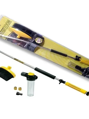 Water Zoom pressure water gun new with soap container