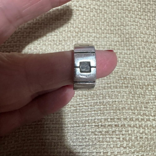 Silver men's ring with 950 hallmark like new