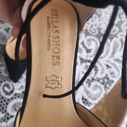 Black pumps like new, size 37, 10cm heel