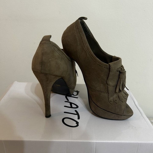 Peep toe ankle boots size 37 like new, gray and brown