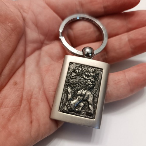 Steel lion keychain unused