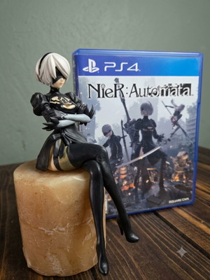 Nier Automata PlayStation 4 game and 2B figure like new
