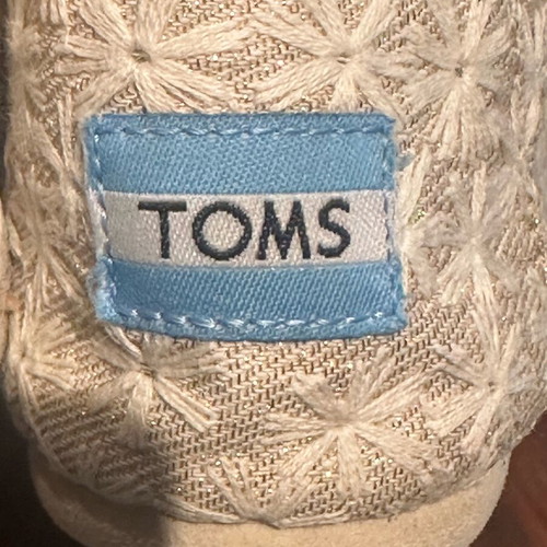 TOMS children's espadrilles size 34 used, beige with embroidered design