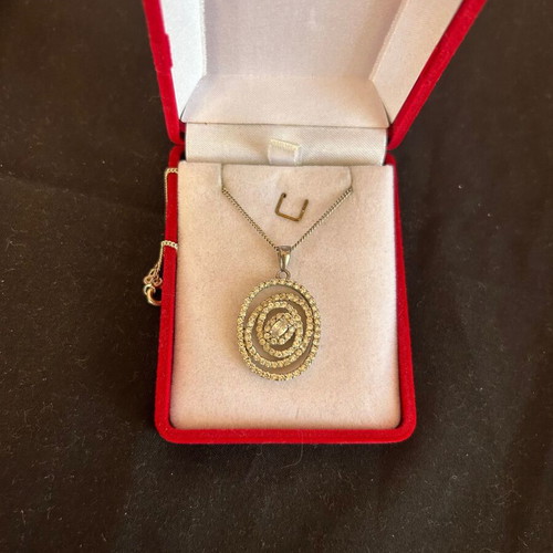 Silver 925 necklace with white stones like new